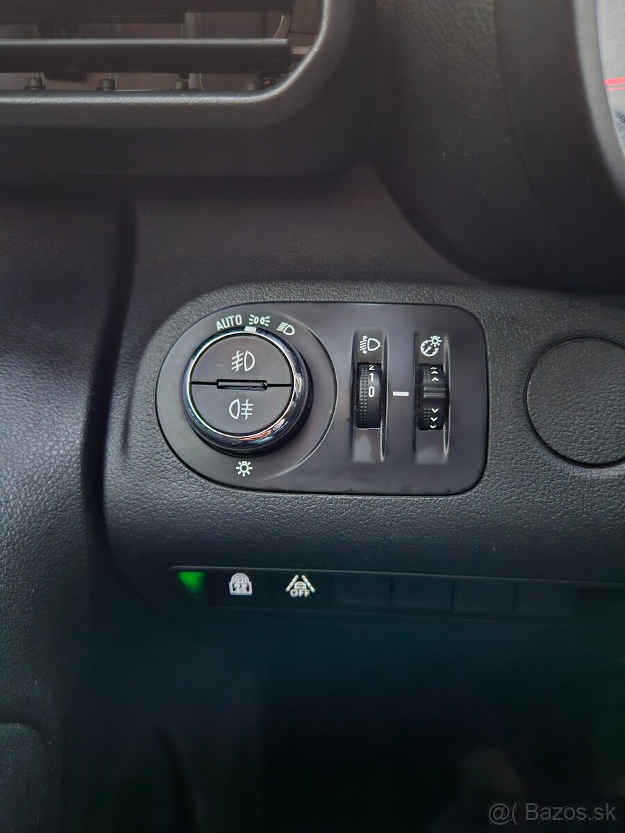 Opel Combo E Ultimate, r.v. 10/2022, 1.5 diesel - 15