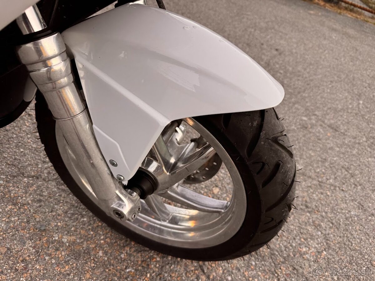 2006 GILERA VXR RUNNER 200, naj. 7800 km - 15