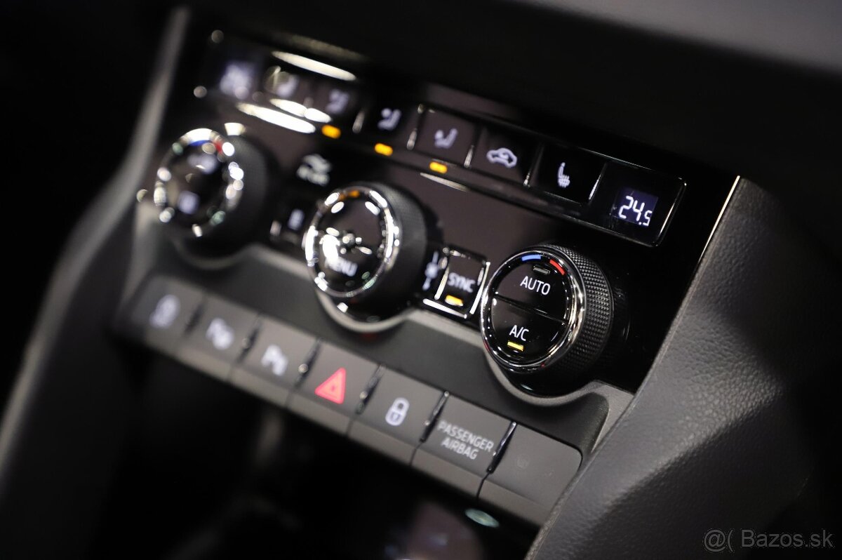 Škoda Karoq 2.0 TDI 110kW Sportline manuál - 15