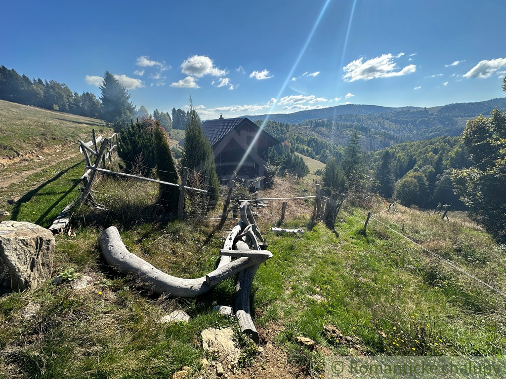Drevenička na polosamote, obec Drábsko - 15