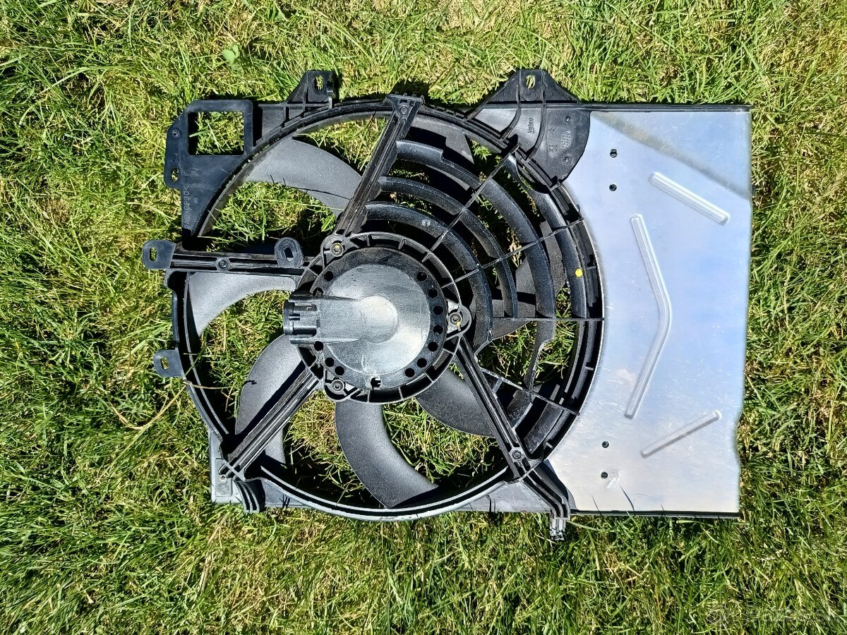 Predám diely Peugeot 2008 facelift ( 2017-2018) - 15