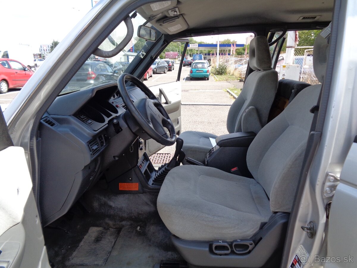 Mitsubishi Pajero 2.8 D GLS - 15