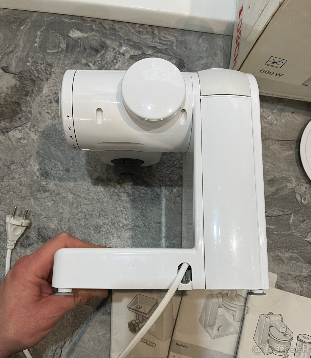 Bosch mum 4875EU kuchynský robot 600w - 15