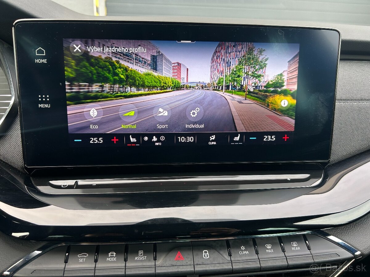 Škoda Octavia Combi 2.0 TDI SCR Sportline DSG - 15