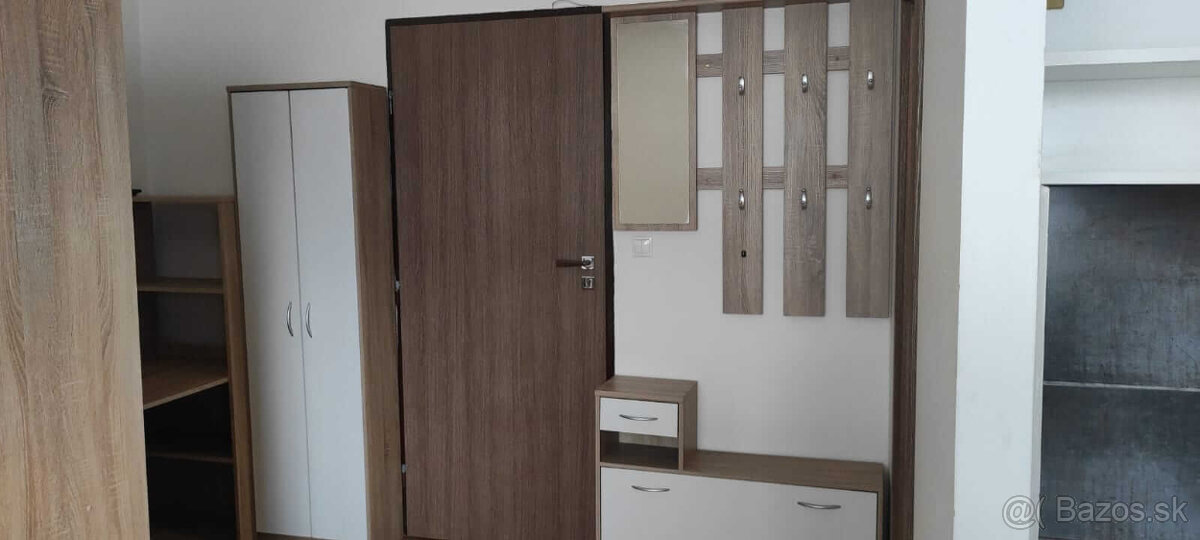 Prenájom garsónky na námestí v Poprade - 15