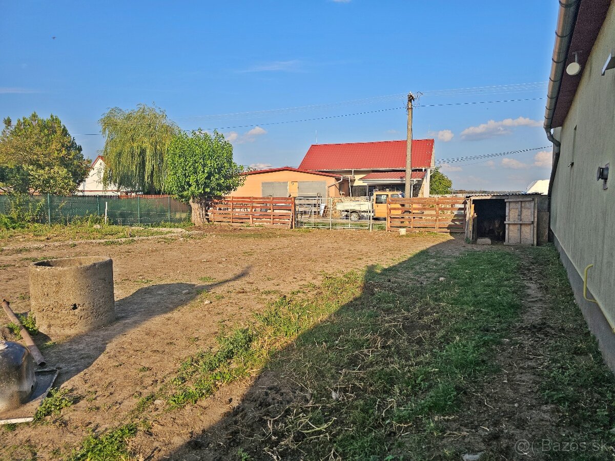 Stavebný pozemok 1545m2, predaj, mestská časť Milhostov, okr - 15