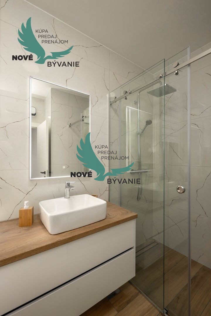 Exkluzívne na predaj vila s bazénom v Chorvátsku na lukratív - 15