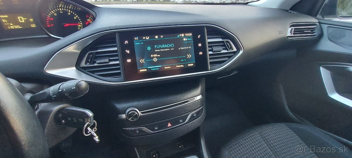 ✳️Peugeot 308 SW BREAK 1.2i 96KW Style 2019 119000km - 15