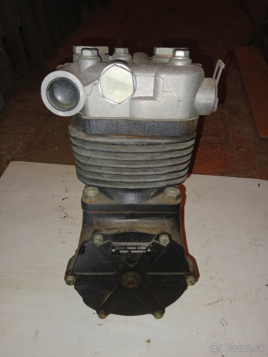 Liaz 150 a Karosa 734-6 diely - 15