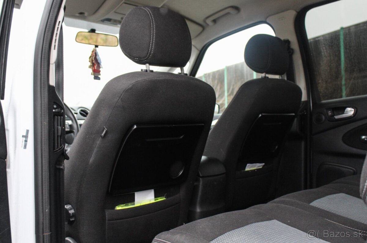 Ford Galaxy 2.0 TDCi DPF PowerShift Titanium AJ NA SPLÁTKY - 15