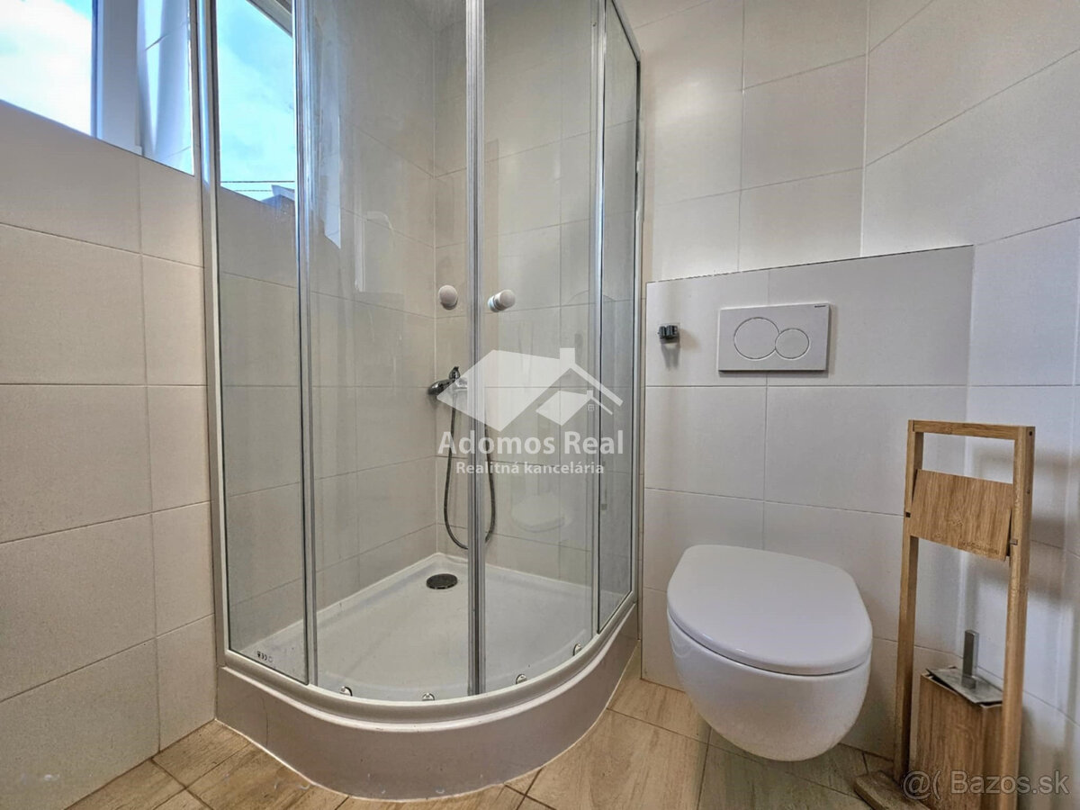 RODINNÝ DOM S VEĽKÝM POZEMKOM - KYSAK - 15