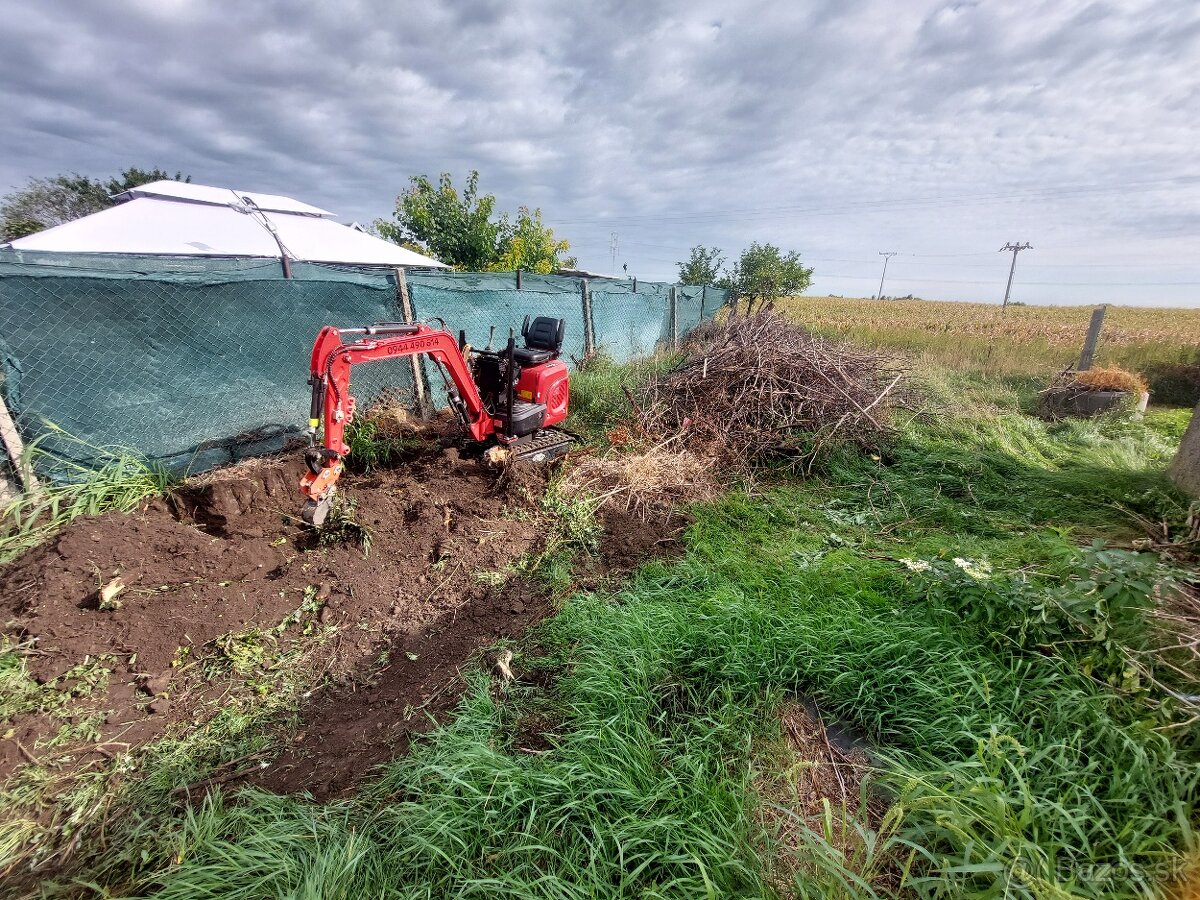 Vykopove práce MinibagerZB - 15