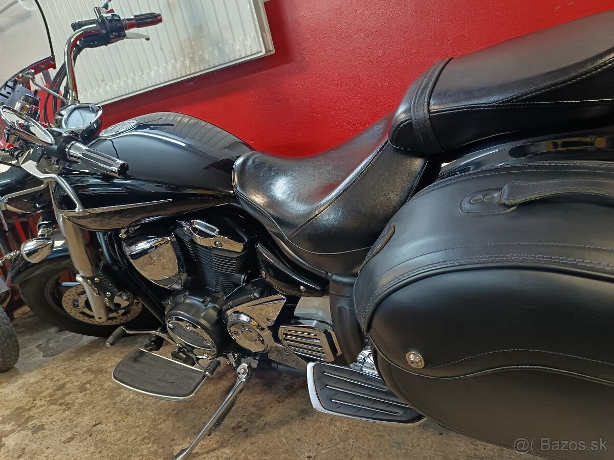 Yamaha Midnight Star XVS 1300 A - 15