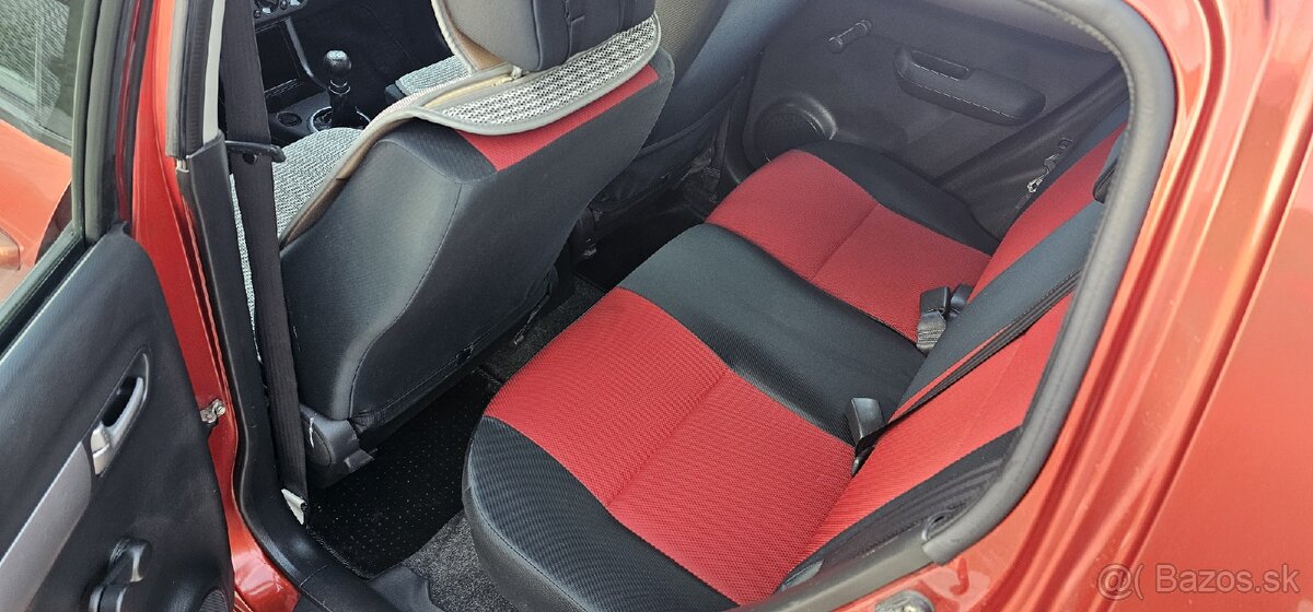Suzuki Swift 1.3 benzín, r.v 2008 - 15