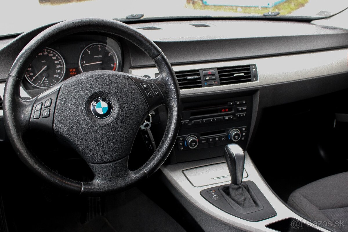 BMW E91 320d Touring 130kW Automat facelift - 15