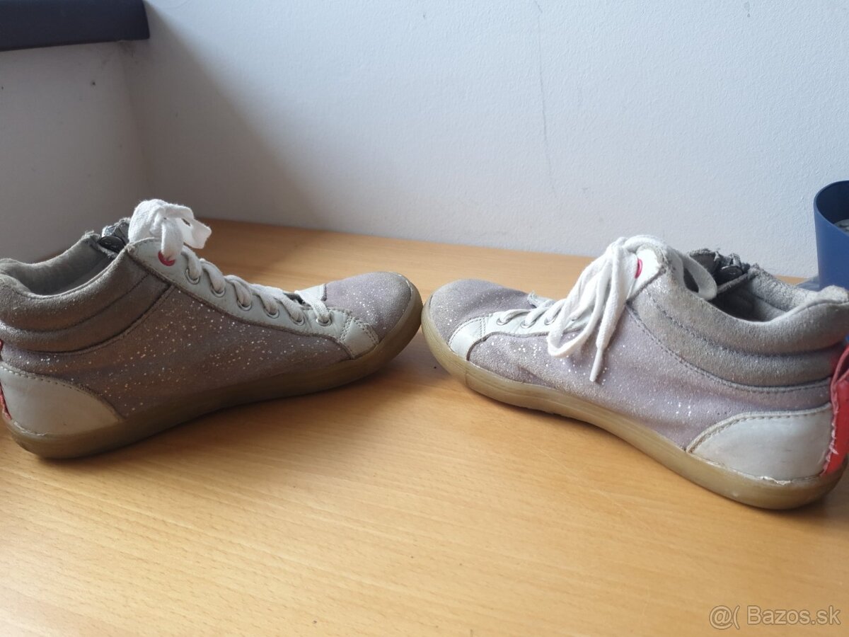 Tanecne cvicky s protismykovou podrazkou 35 - 15