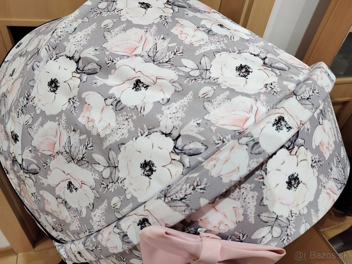 Kočík Stokke xplory V5 - 15