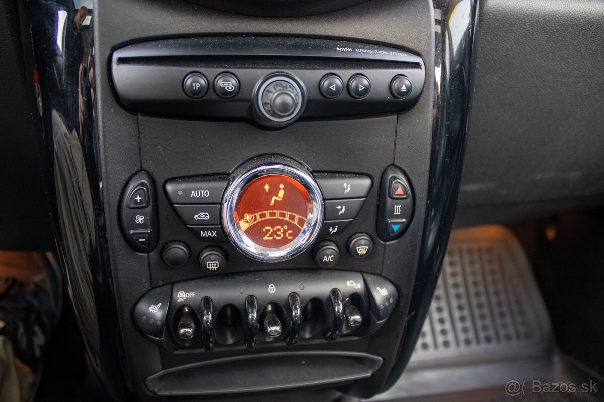 Mini Countryman Cooper D ALL4 82kW A/T 6 - 15