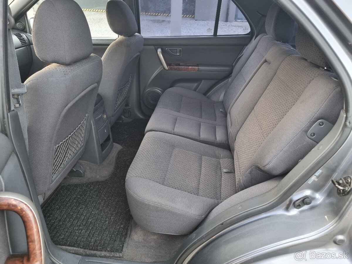 KIA SORENTO 2,5CRDi 4x4 - 15