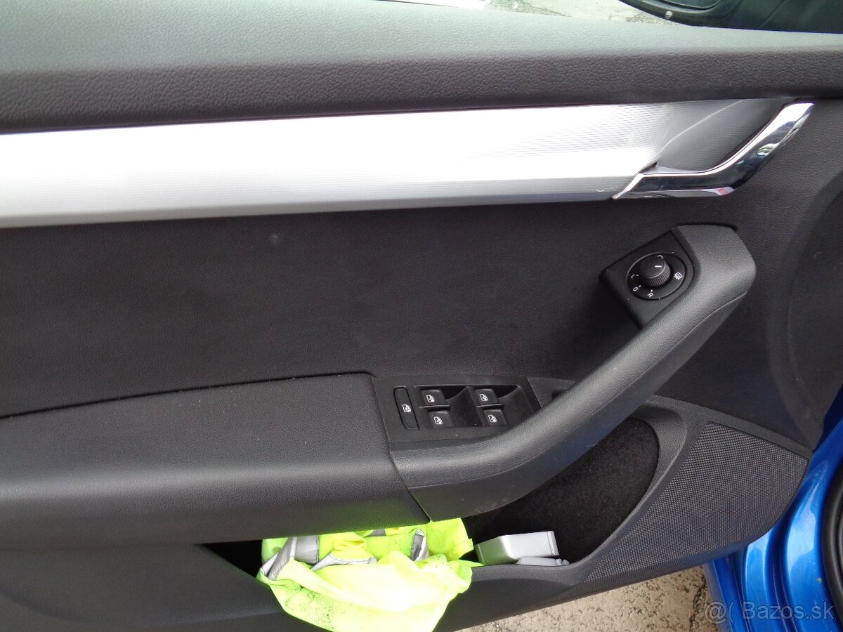 Škoda Octavia hatchback , 1,6 TDi , kw 81 - 15