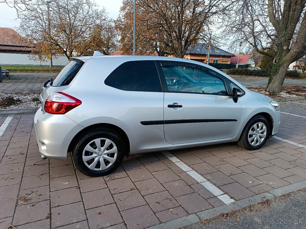 Toyota Auris 1,33 Benzín-67500 km - 15