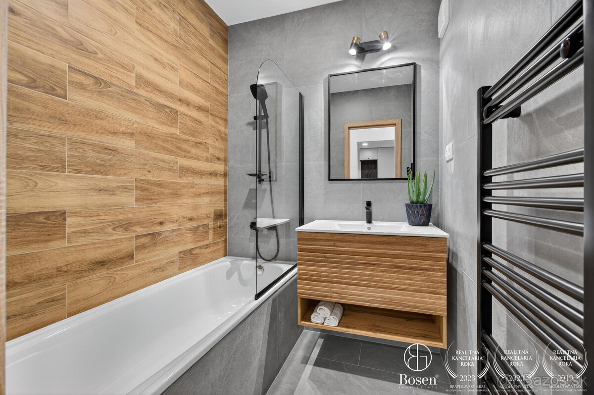 BOSEN | 4 izbový kompletne zrekonštruovaný byt s loggiou, 87 - 15