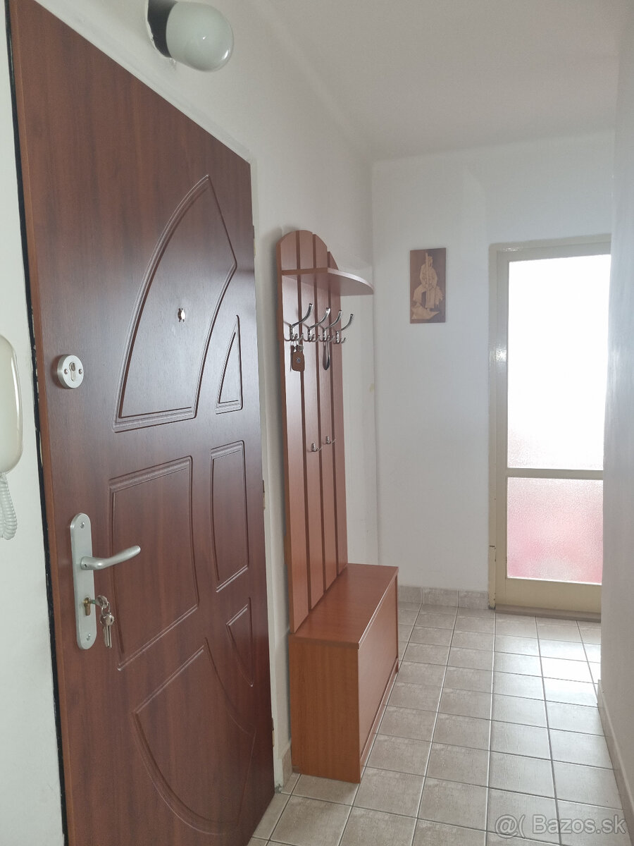 NA PREDAJ 4 IZBOVÝ BYT s LOGGIOU 78 m2 PIEŠŤANY - VOĽNÝ - 15