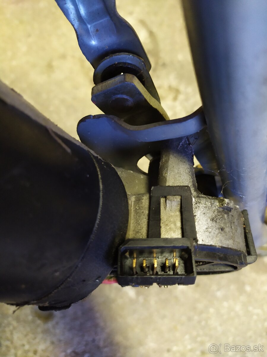 Rozpredám interiér Audi A3 8L , 3.dverove - 15