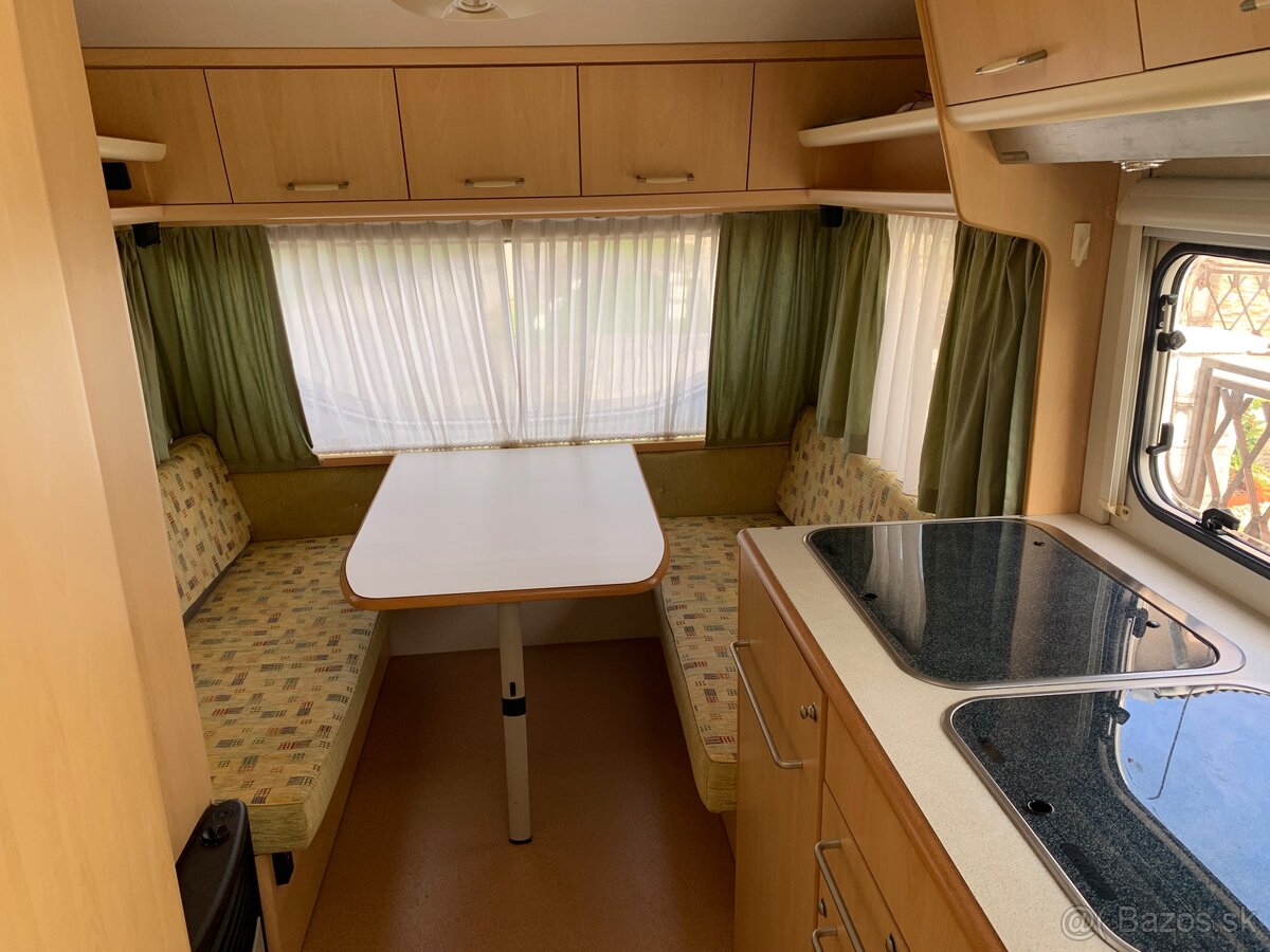 Obytný prives karavan - 15