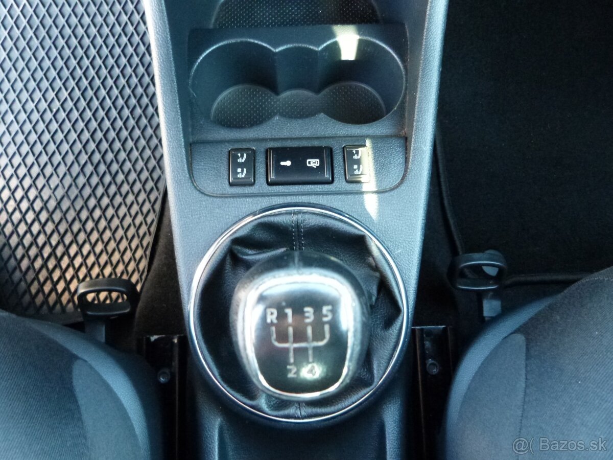 Škoda Roomster 1.2 TSI 105k Family - 15