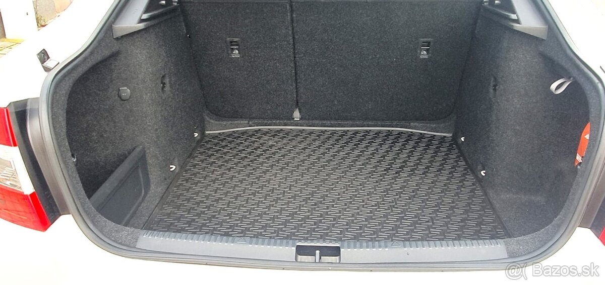 Škoda Octávia 1.6 TDI 85KW Ambition 95 000 km r.2019 - 15