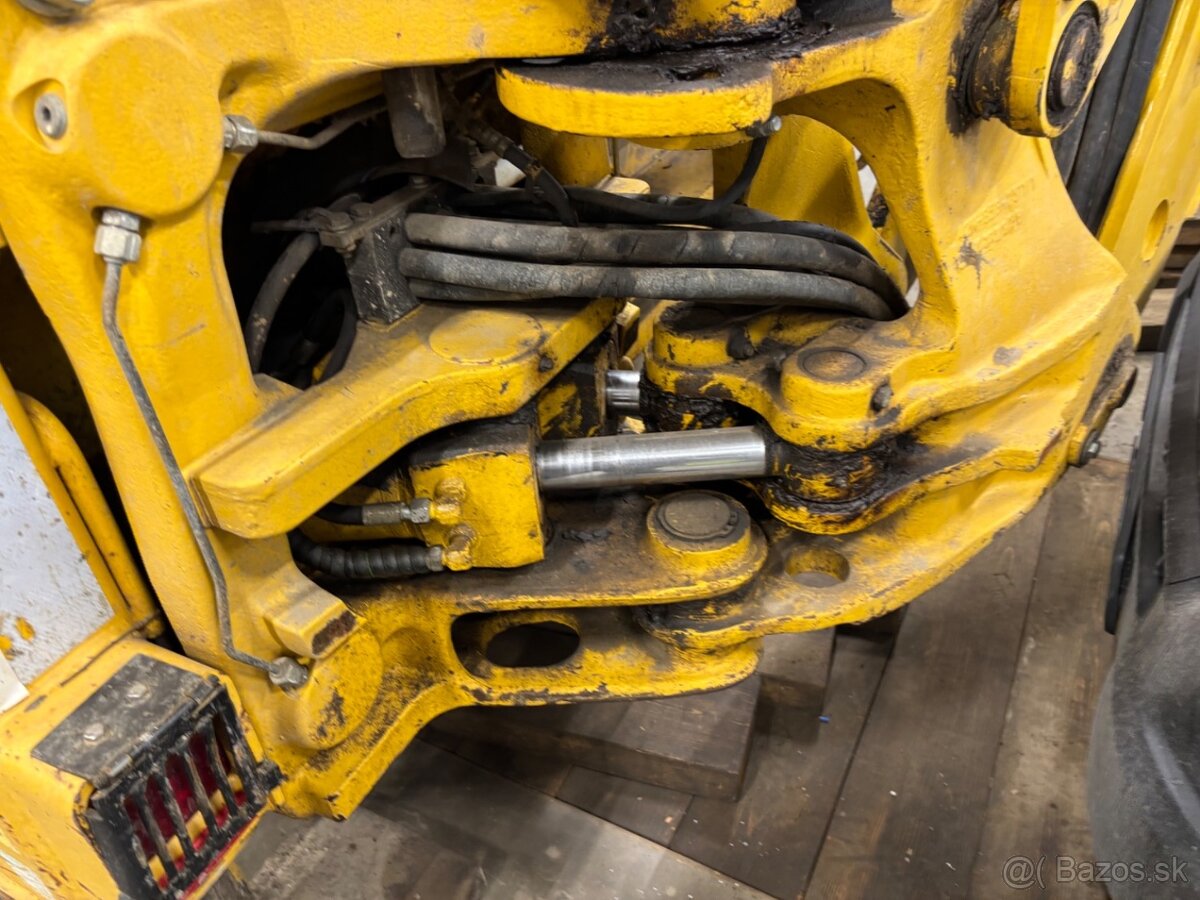 KOMATSU WB 93R-5EO - 15