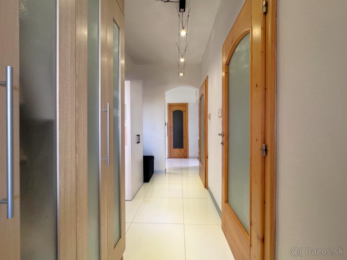 4-izbový byt po kompletnej rekonštrukcii v Holíči - 15