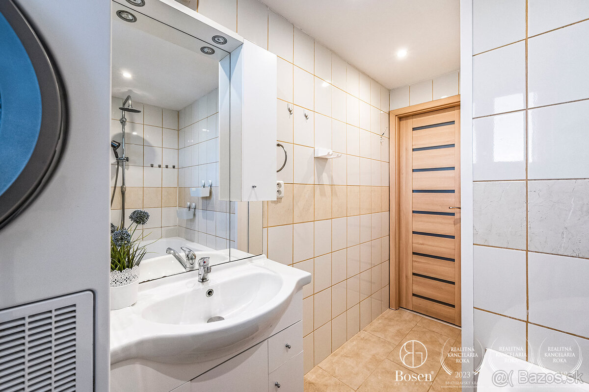 BOSEN | Slnečný 3-izbový byt s balkónom v Hranovnici - 15