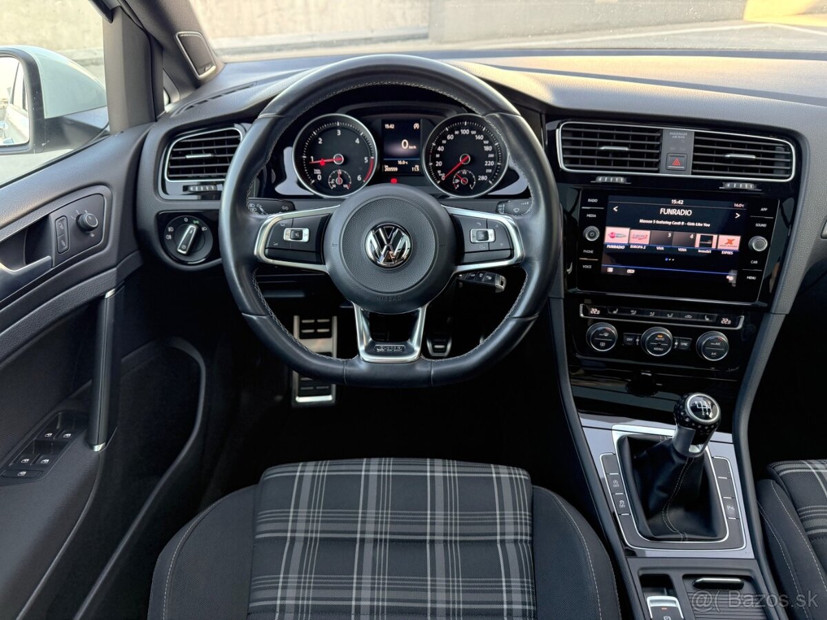 Volkswagen Golf Variant 2.0 TDI BMT GTD - 15