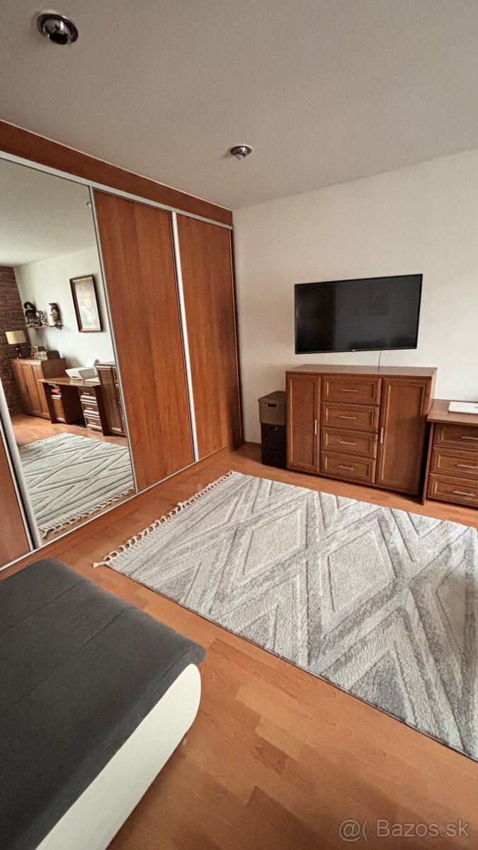 Byt do podnájmu 2Kk v centre mesta - 15