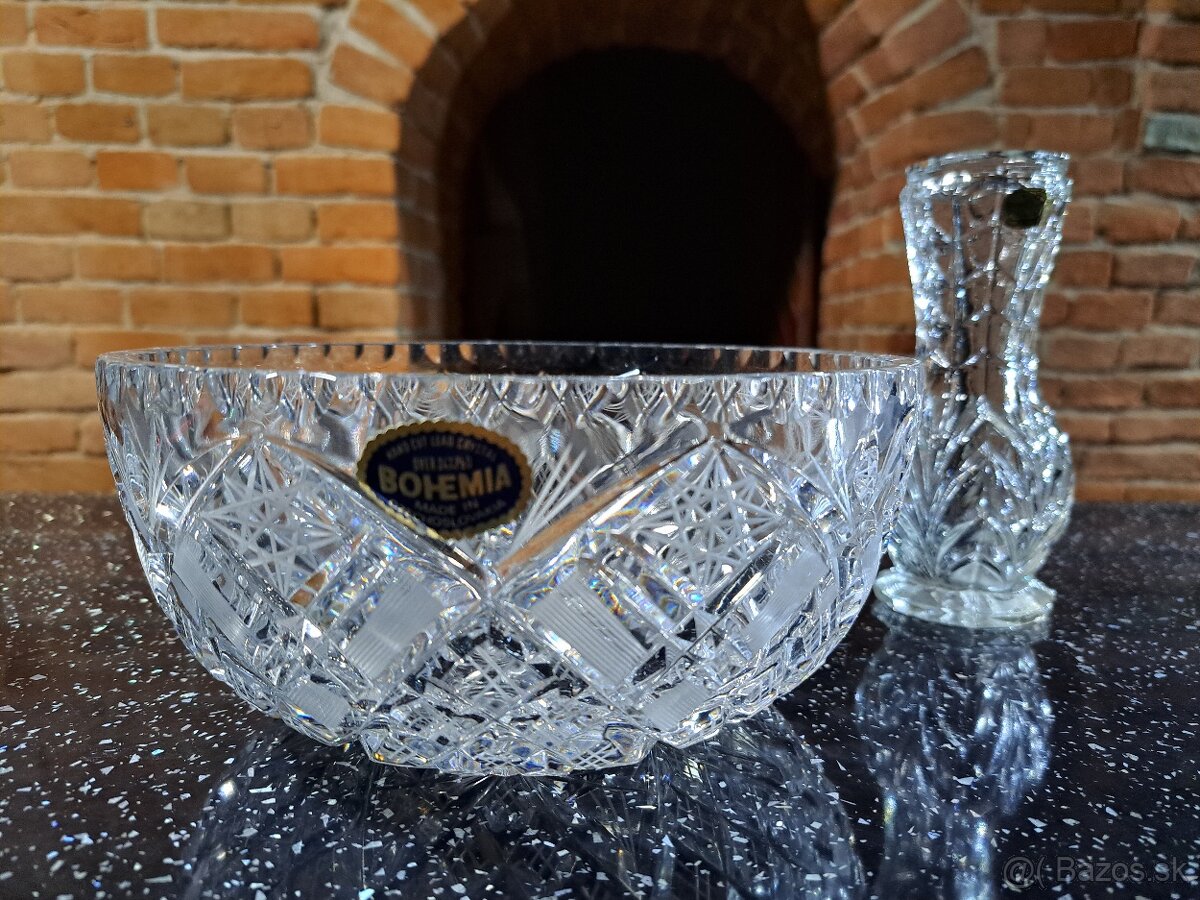 Predám vázu BOHEMIA 30 KUSOV - 15