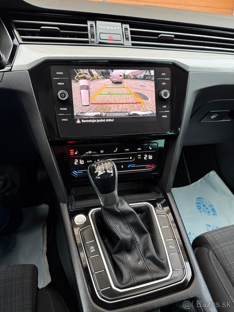 Volkswagen Passat Variant 2.0 TDI EVO Business - 15