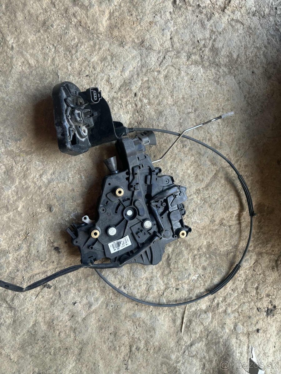 Vw t5 caravelle interiér - 15