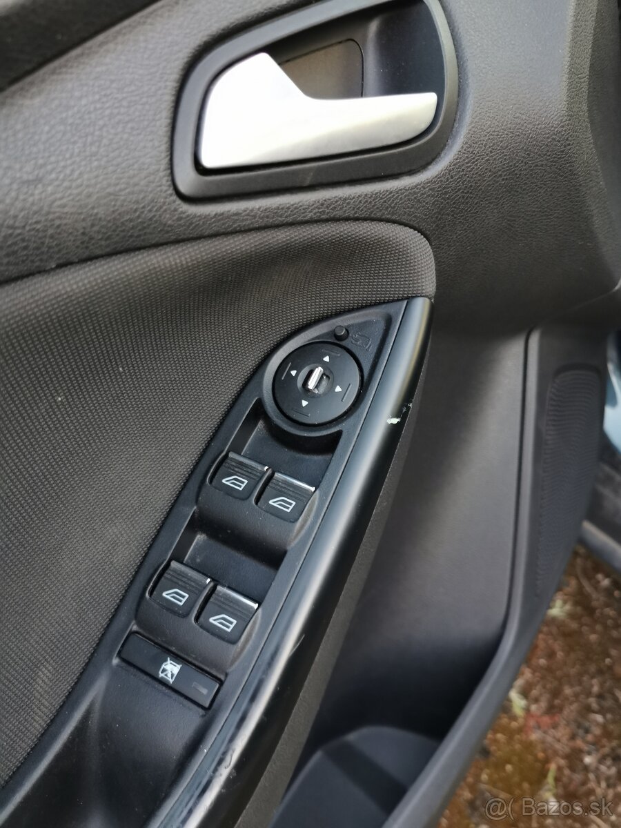 Ford Focus 1.0 EcoBoost 92kW, r.2013 - NOVÁ TK a EK do 2027 - 15