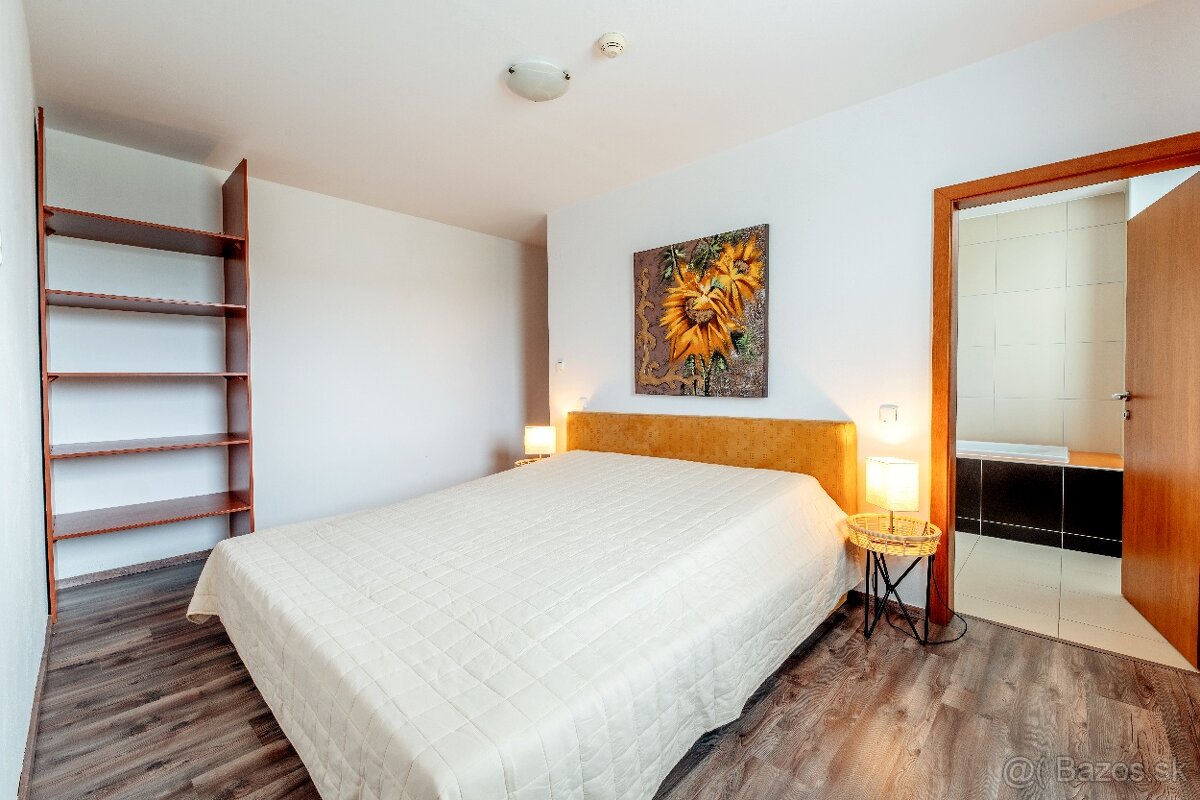 Príjemné bývanie v lokalite RUZINOVA,TRNAVKA - 15