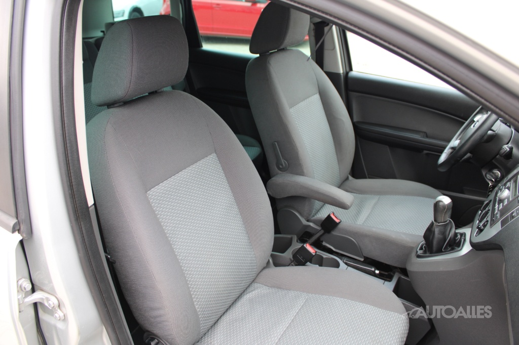 Ford C-Max 1,6 TDCi 66 kW - 15