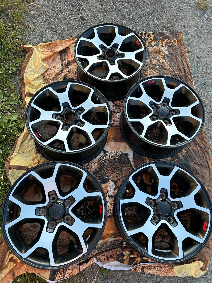 Jeep Wrangler Rubicon disky originální - 15