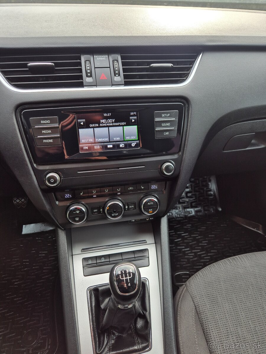 ŠKODA OCTAVIA 3 COMBI 1.6TDI 77KW M5 2014 NOVÉ KÚPENÉ NA SK - 15