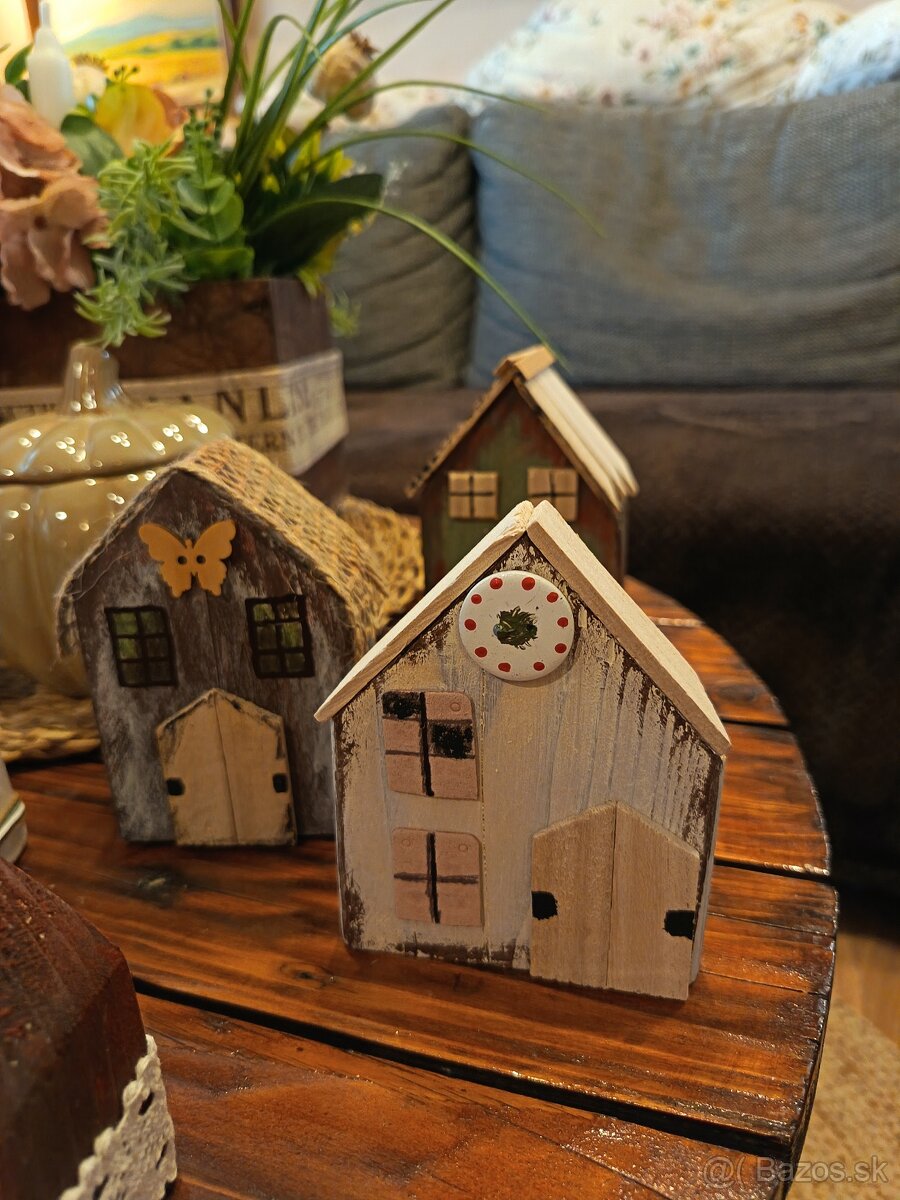 Dekoračné domčeky, venčeky😊 - 15