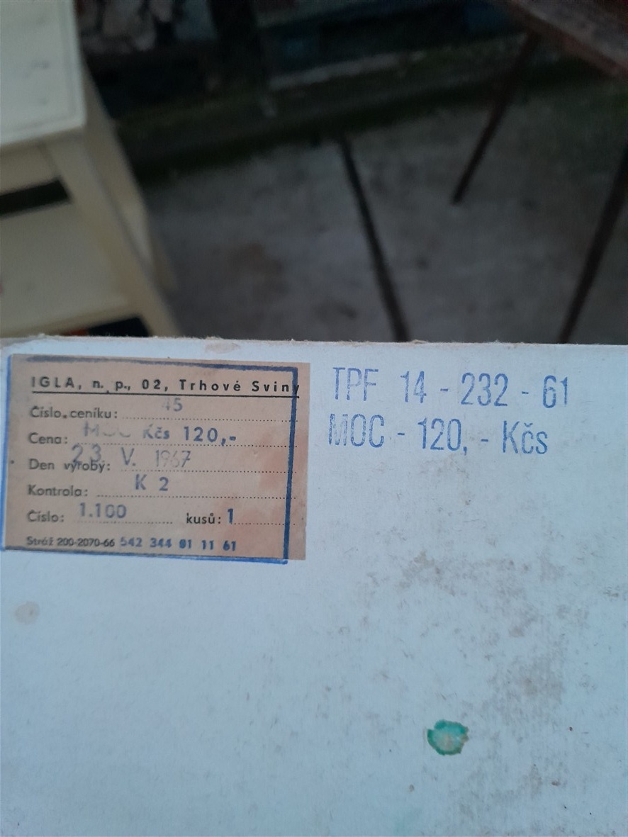 Predám retro masážny vibračný prístroj - 15