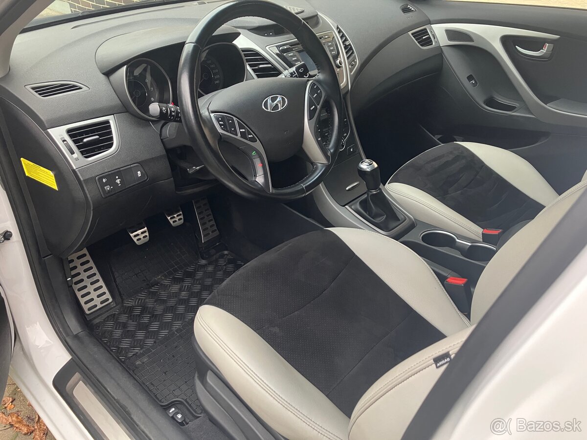 Hyundai kupený v SR, len 55 300km, Top stav. - 15