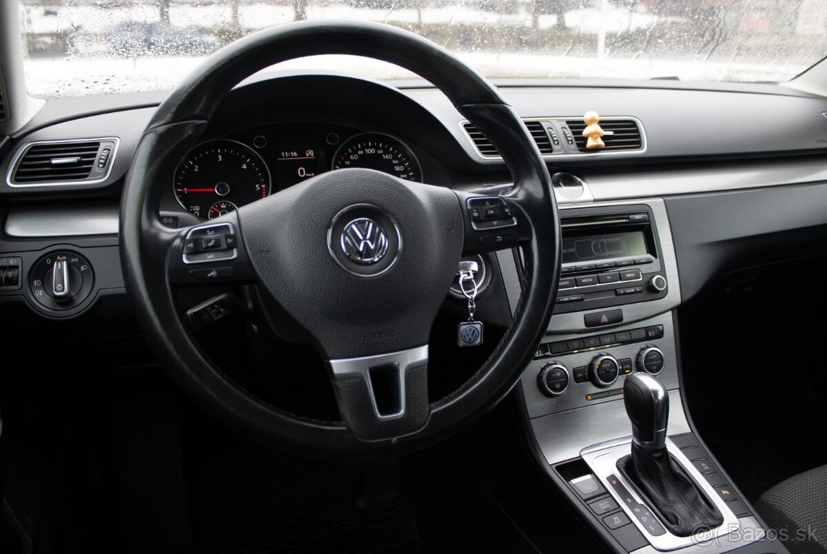 Volkswagen Passat Variant - 15