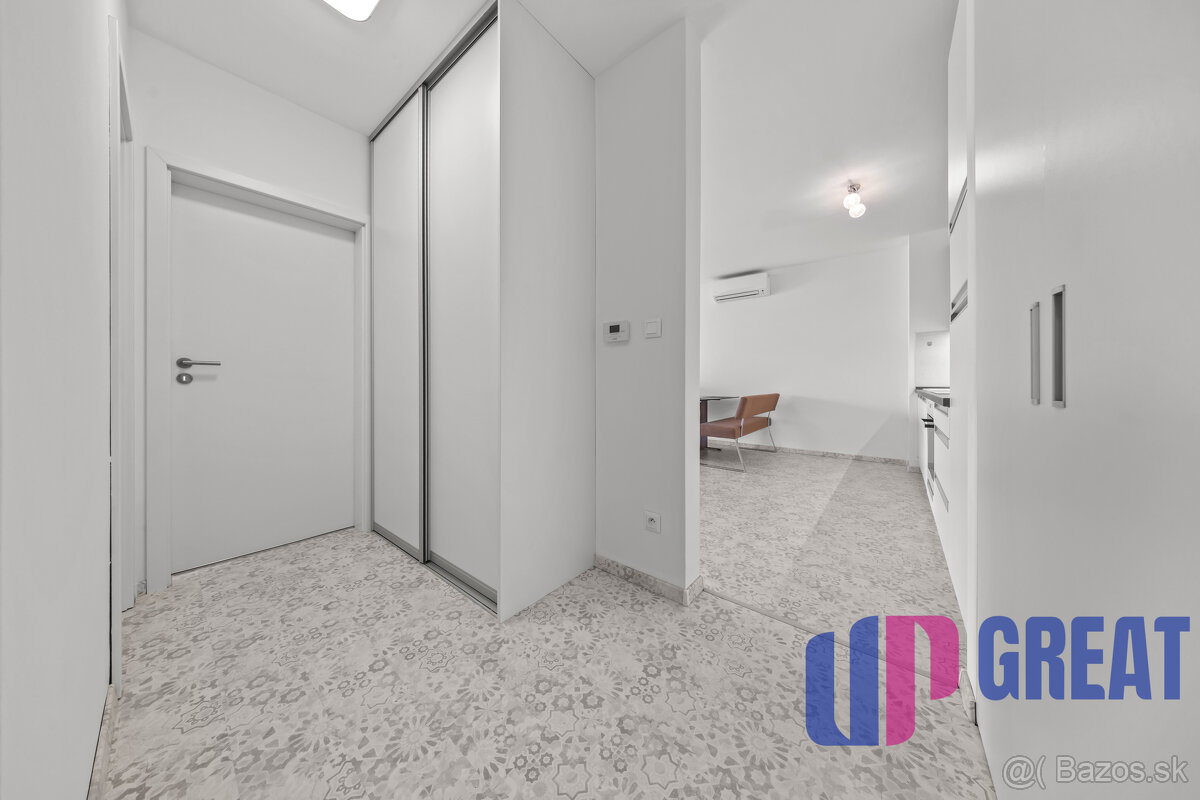 VEĽKOMETRÁŽNY, BEZBARIÉROVÝ 2-IZBOVÝ BYT V NOVOSTAVBE, CENTR - 15