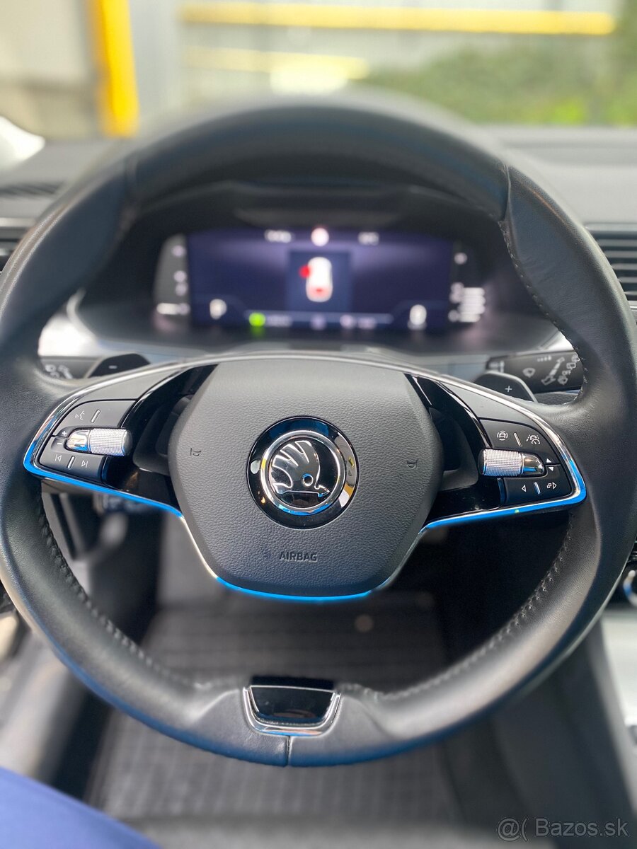 Škoda superb combi 3fl 2022 2.0TDI SCR DSG - 15